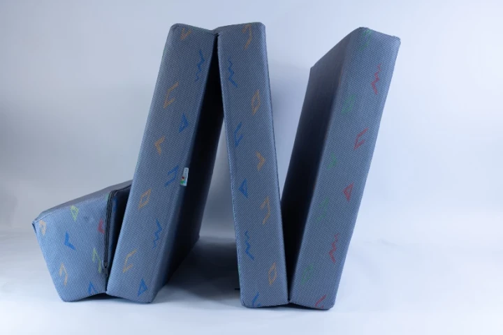 matrace s rozměry 200x70x10 cm