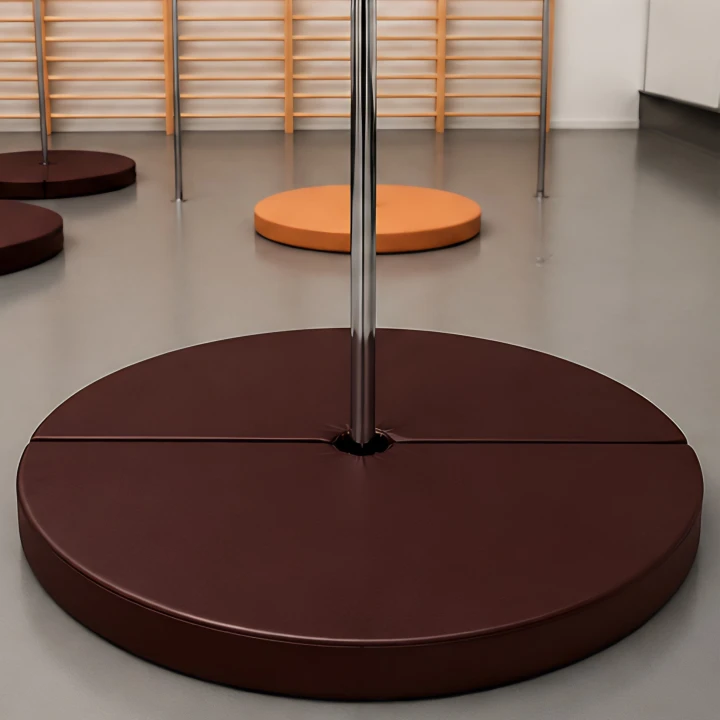 lehká a stylová matrace pro trénink pole dance